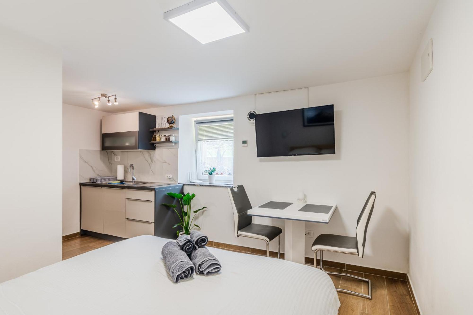 Apartmaji Mausi *