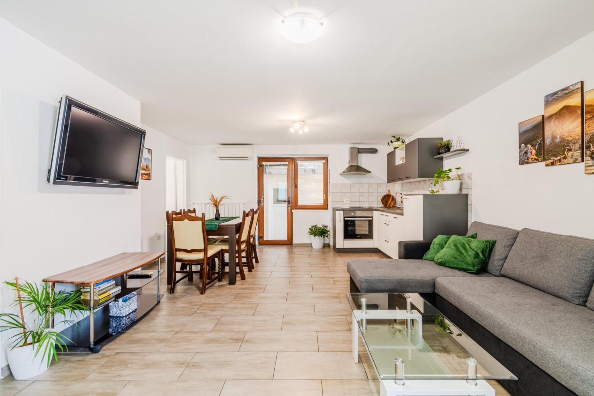 Apartmaji Mausi *